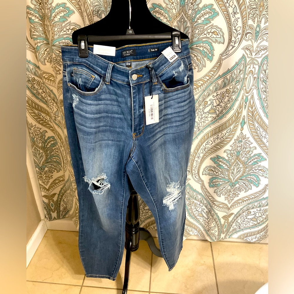 Judy Blue High Waist Semi-Distressed Slim Fit Jeans